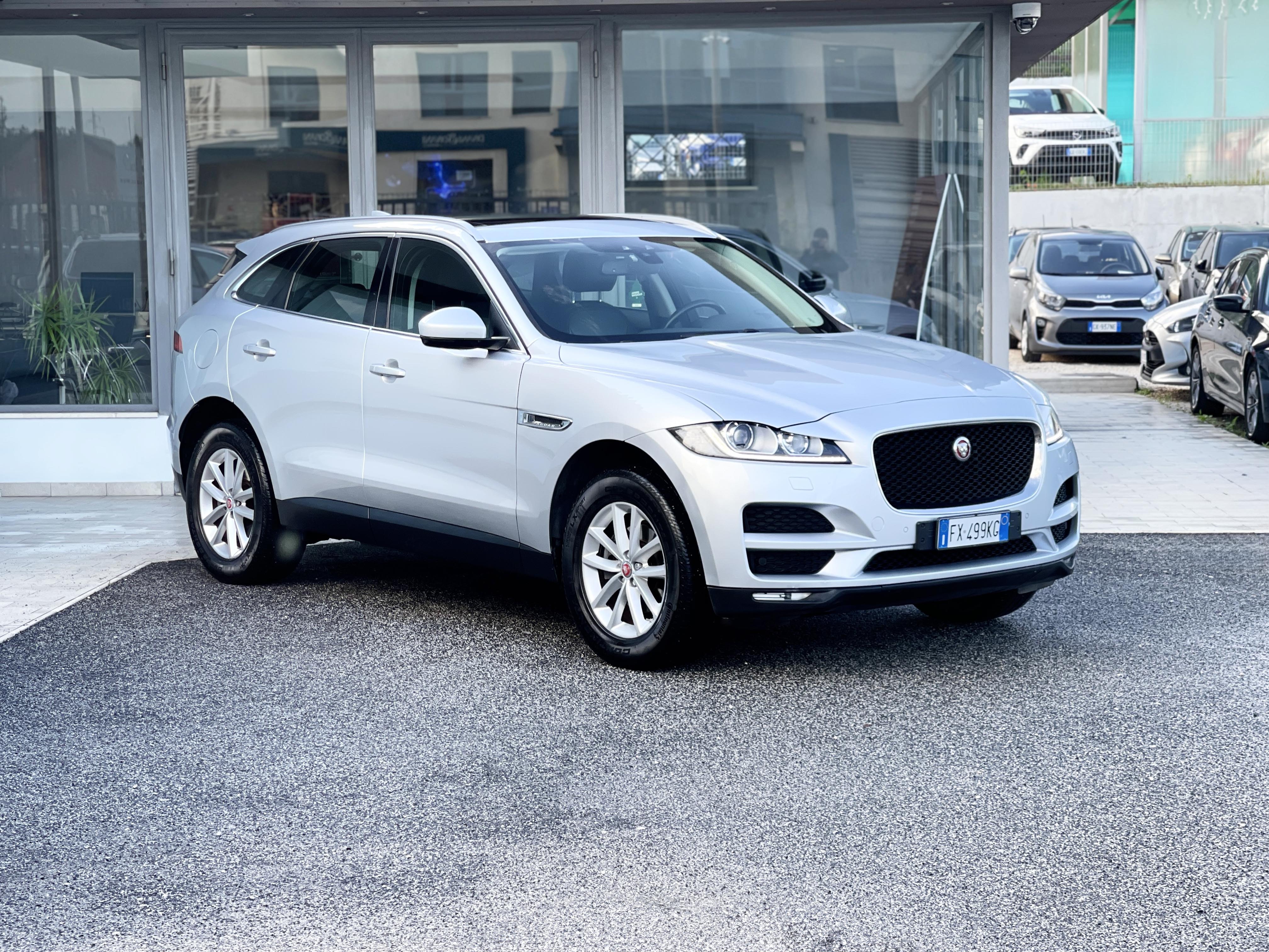 JAGUAR - E-Pace       (X540)