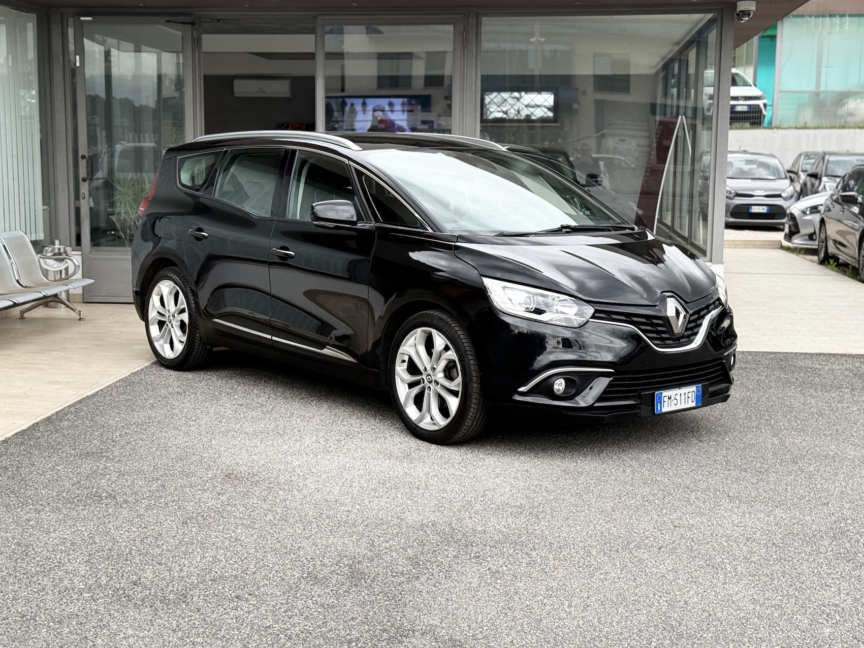 RENAULT - Grand Scénic