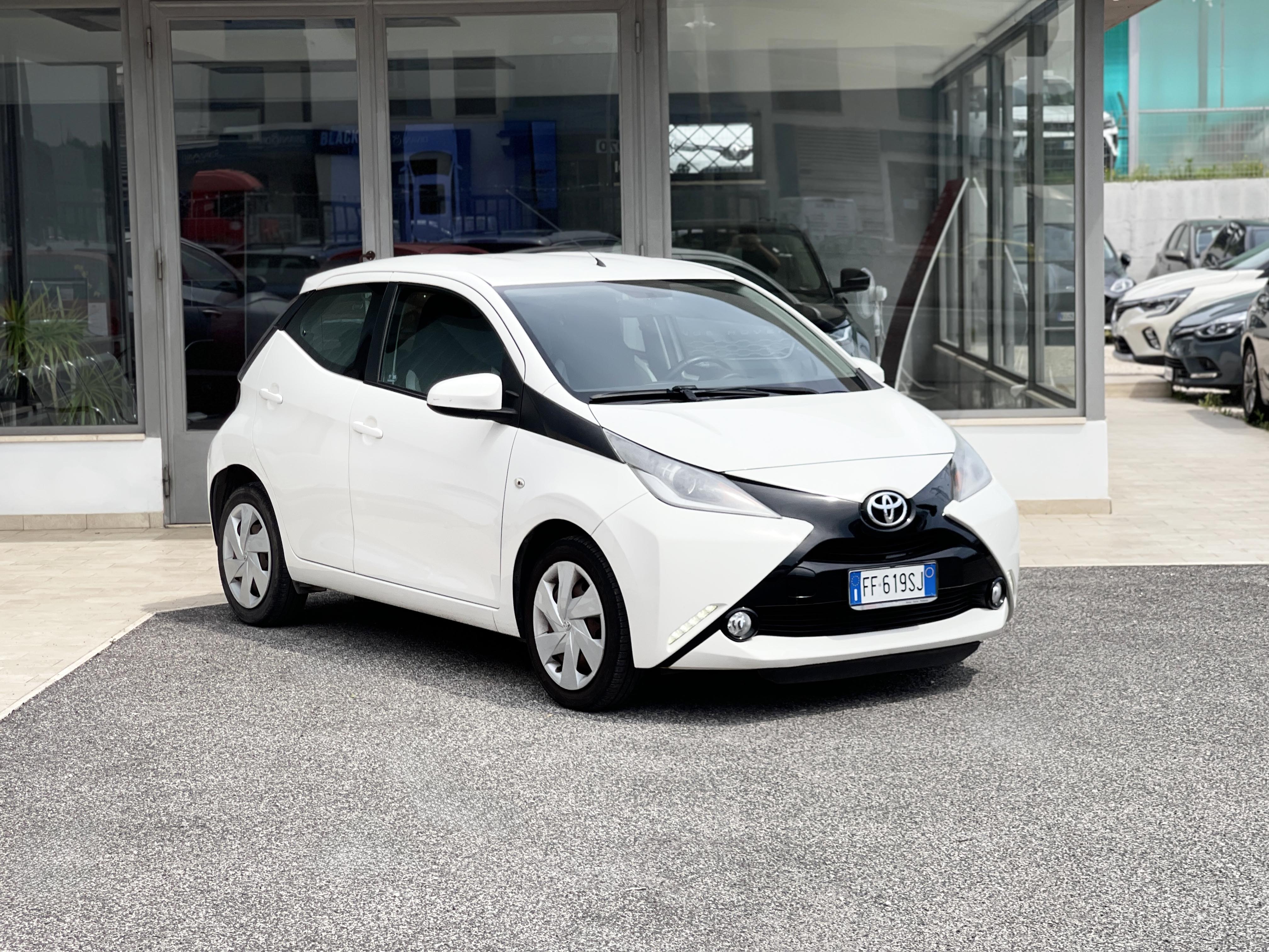 TOYOTA - Aygo 2ª serie