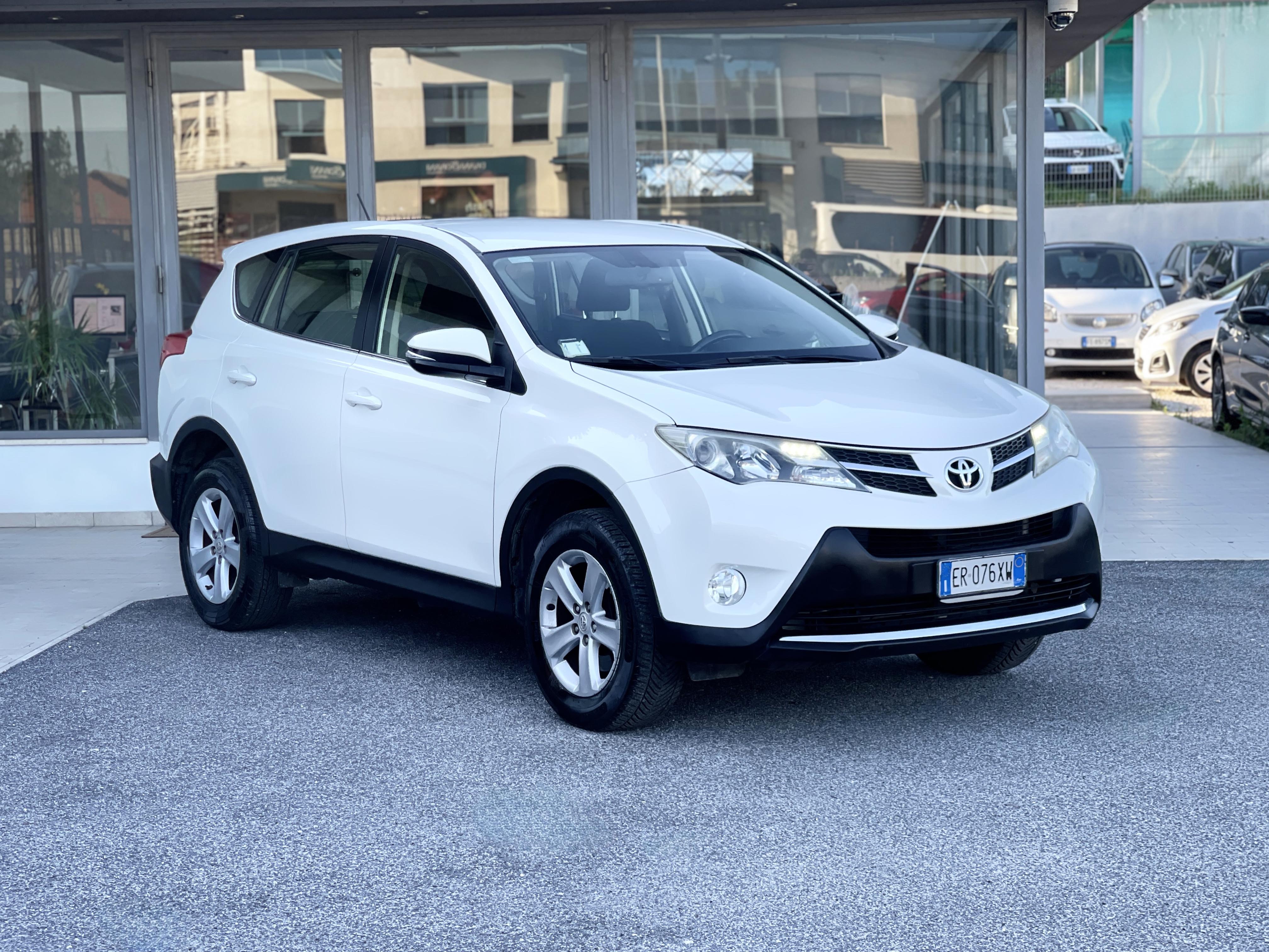 TOYOTA - RAV4 3ª serie