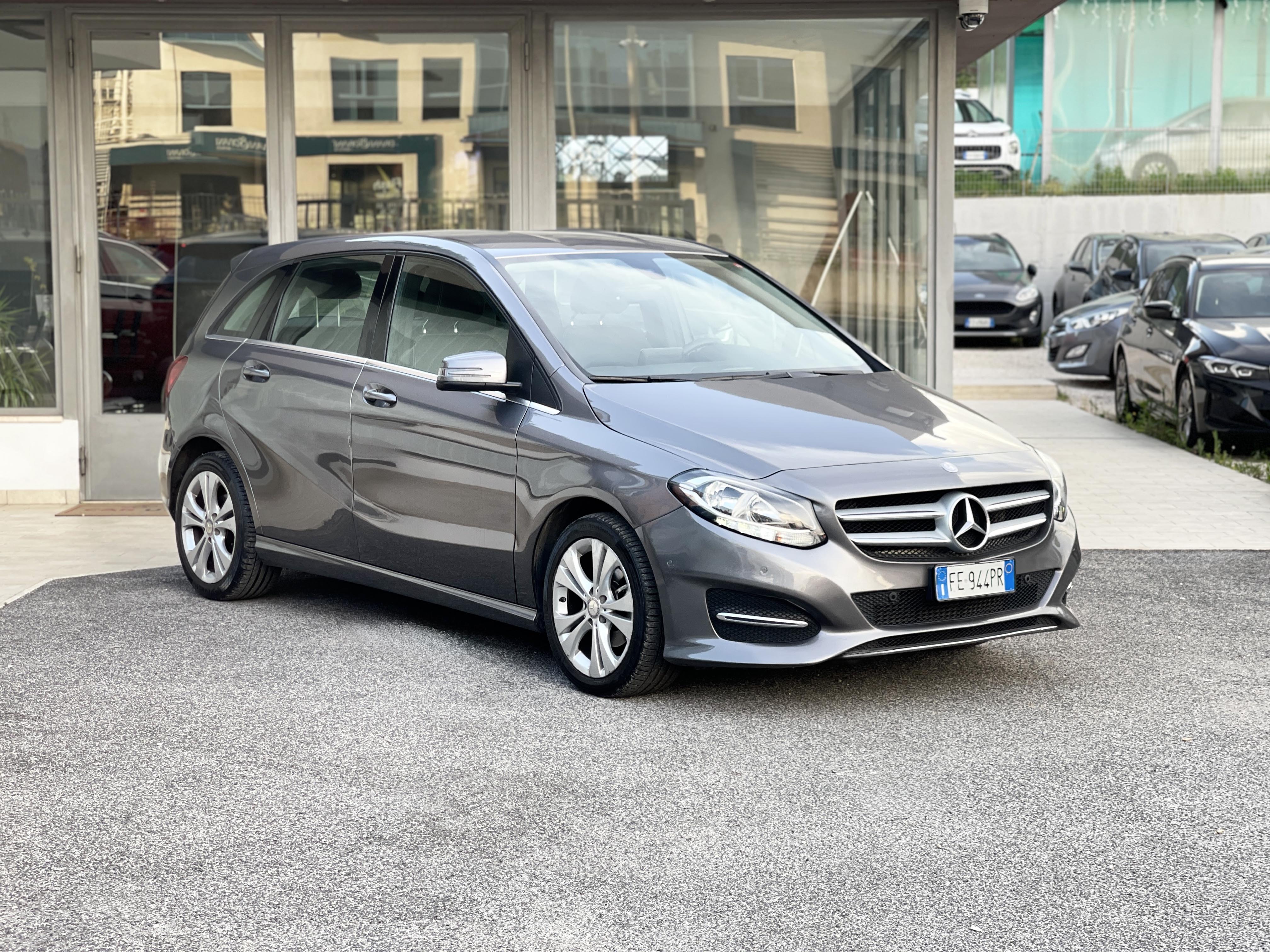MERCEDES - Classe B (T246/242)