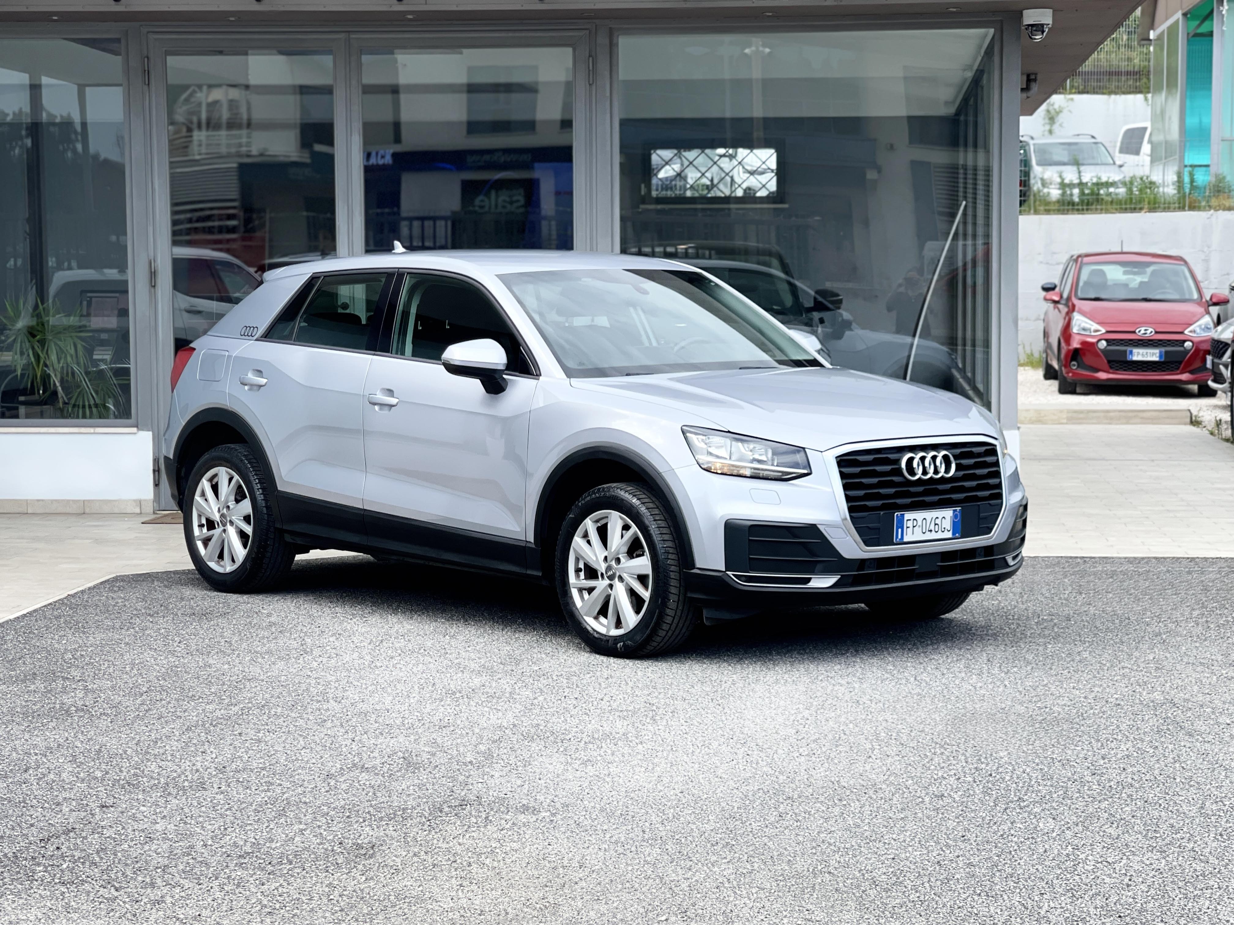 AUDI - Q2