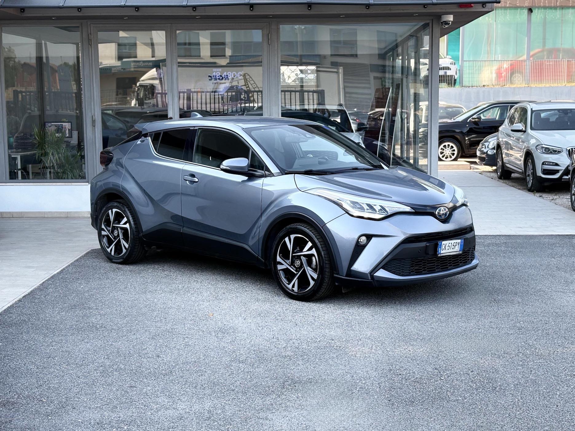 TOYOTA - C-HR