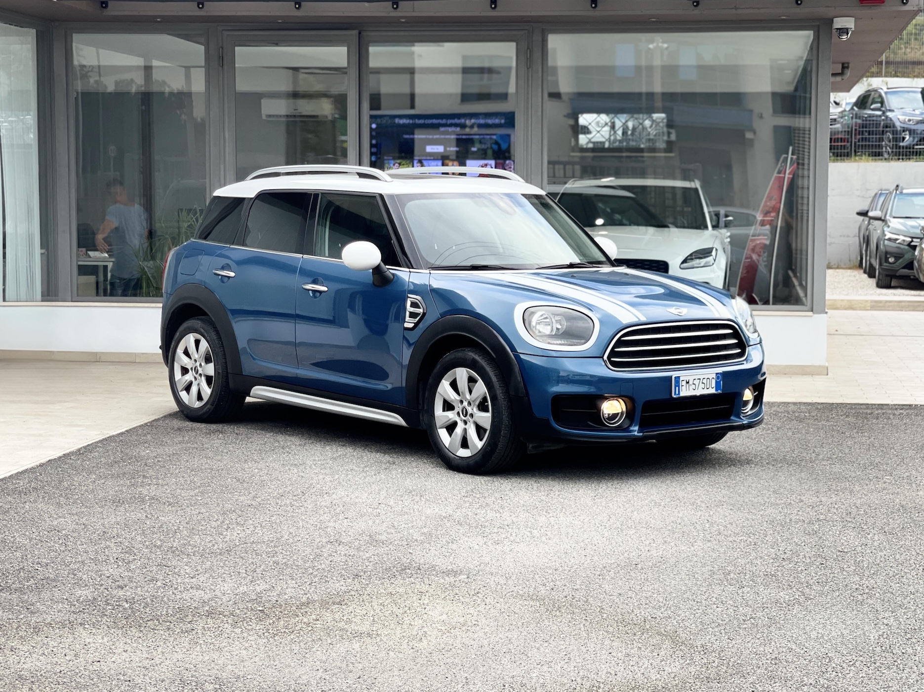 MINI - Mini Countryman F60