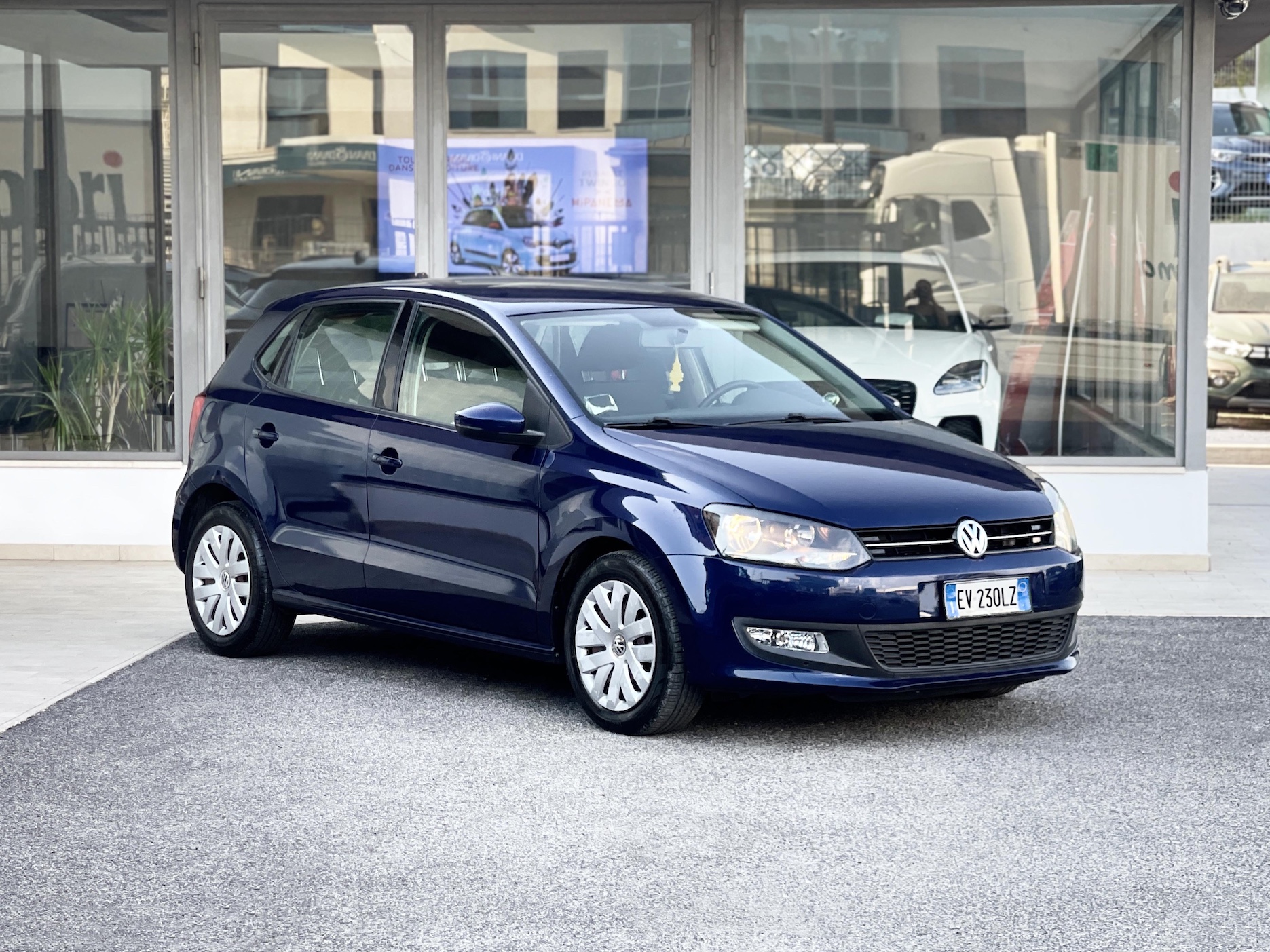 VOLKSWAGEN - Polo 5ª serie