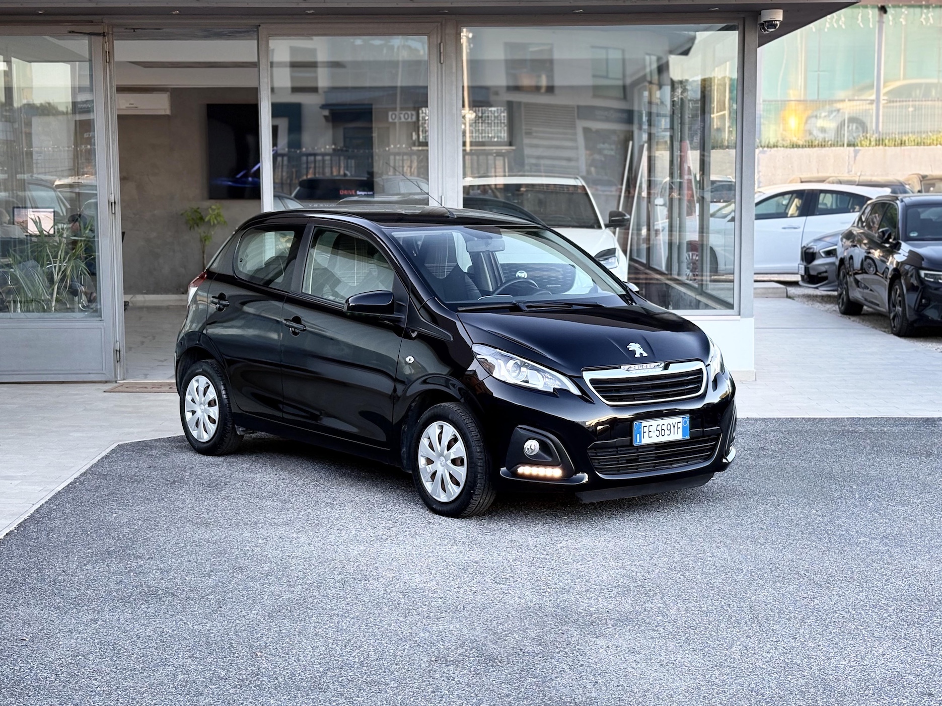 PEUGEOT - 108