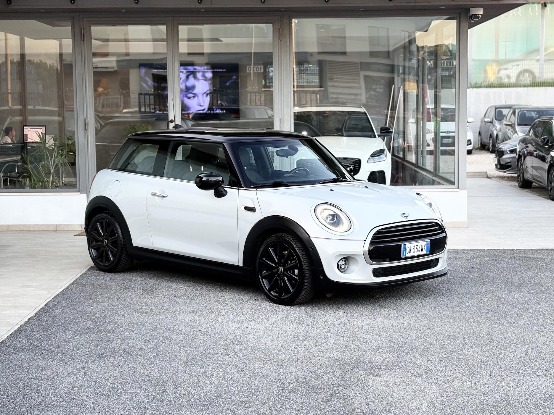 MINI - Mini          (F56)