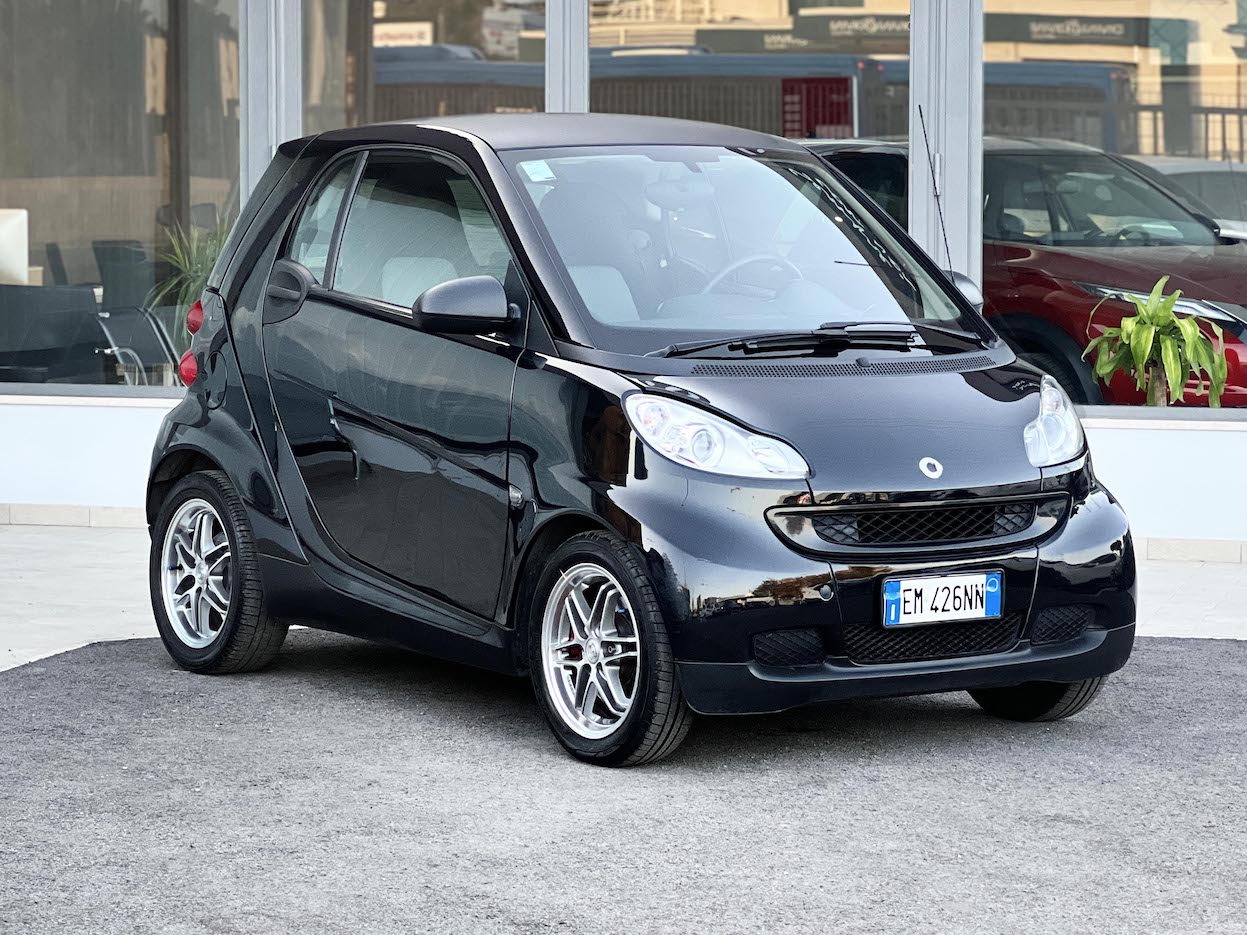 SMART fortwo 2ª serie vers. fortwo 800 40 kW coupé passion cdi