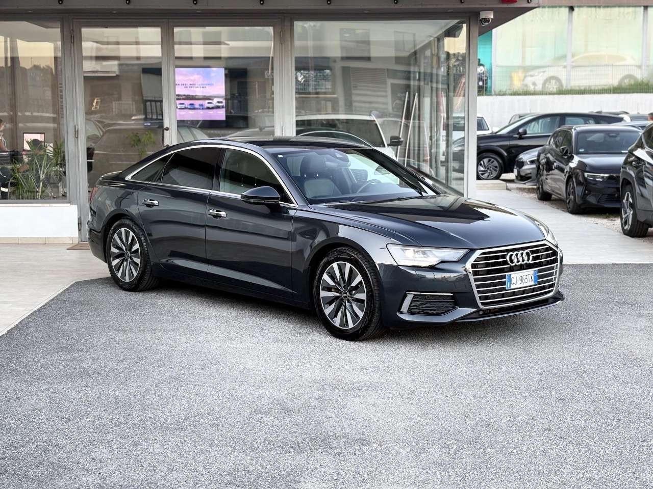 Audi - A6