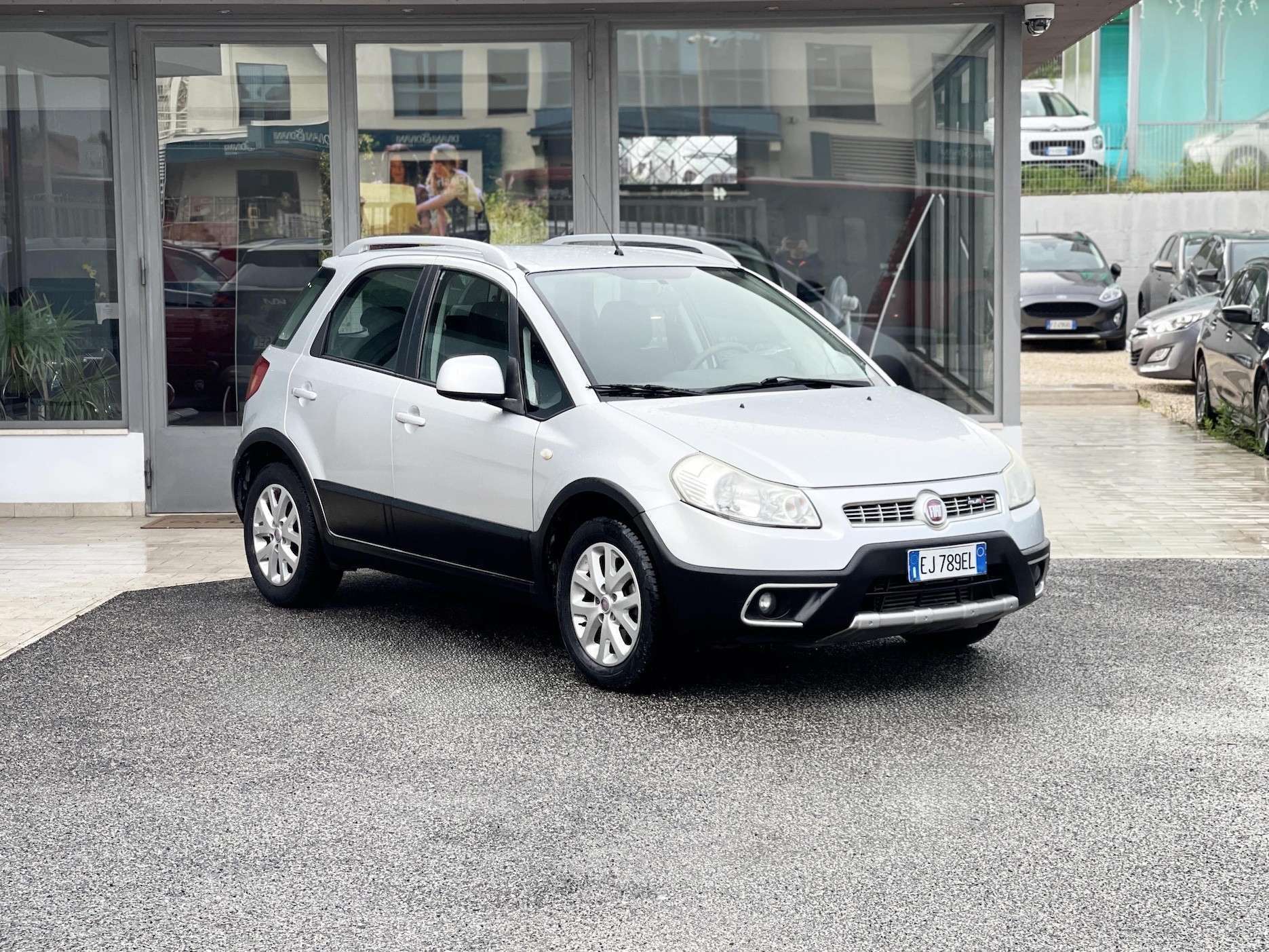 Fiat - Sedici