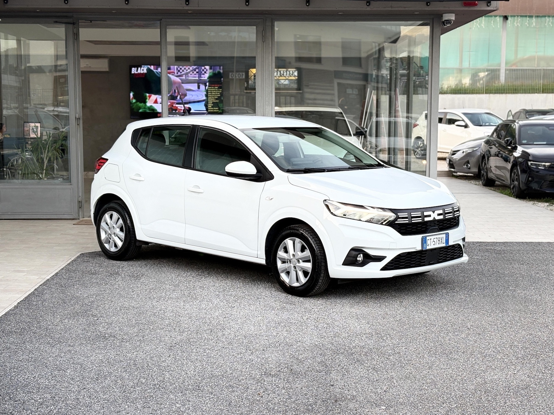 Dacia - Sandero