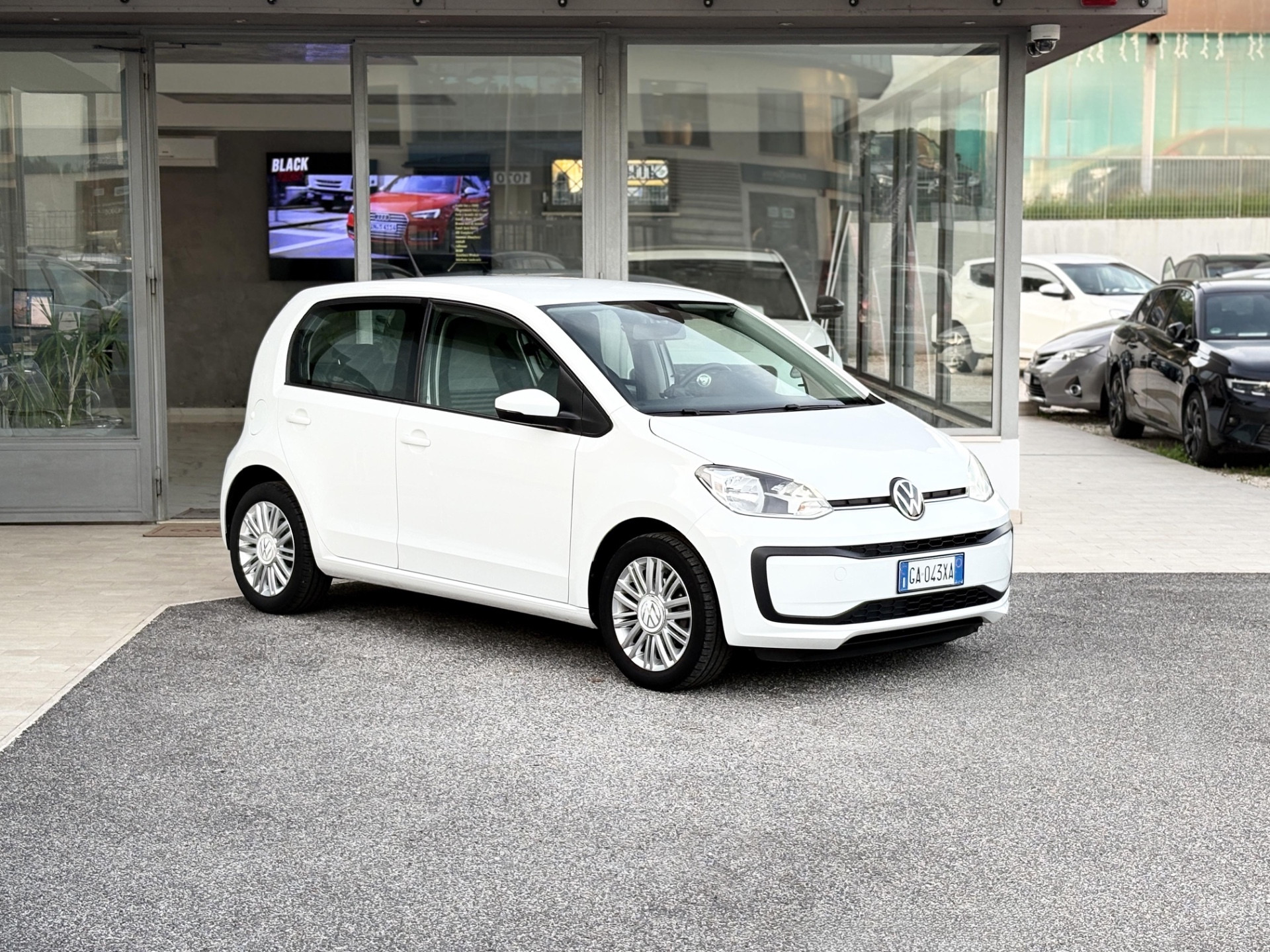 Volkswagen - up!